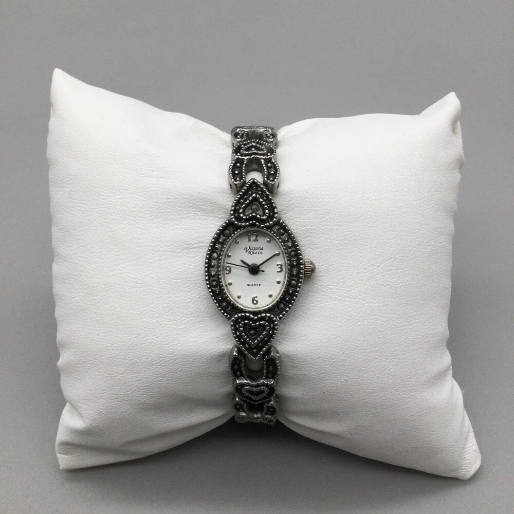 Victoria Rhein Womens Watch 18mm Oval Dial Silver Tone Heart New Battery 7.5